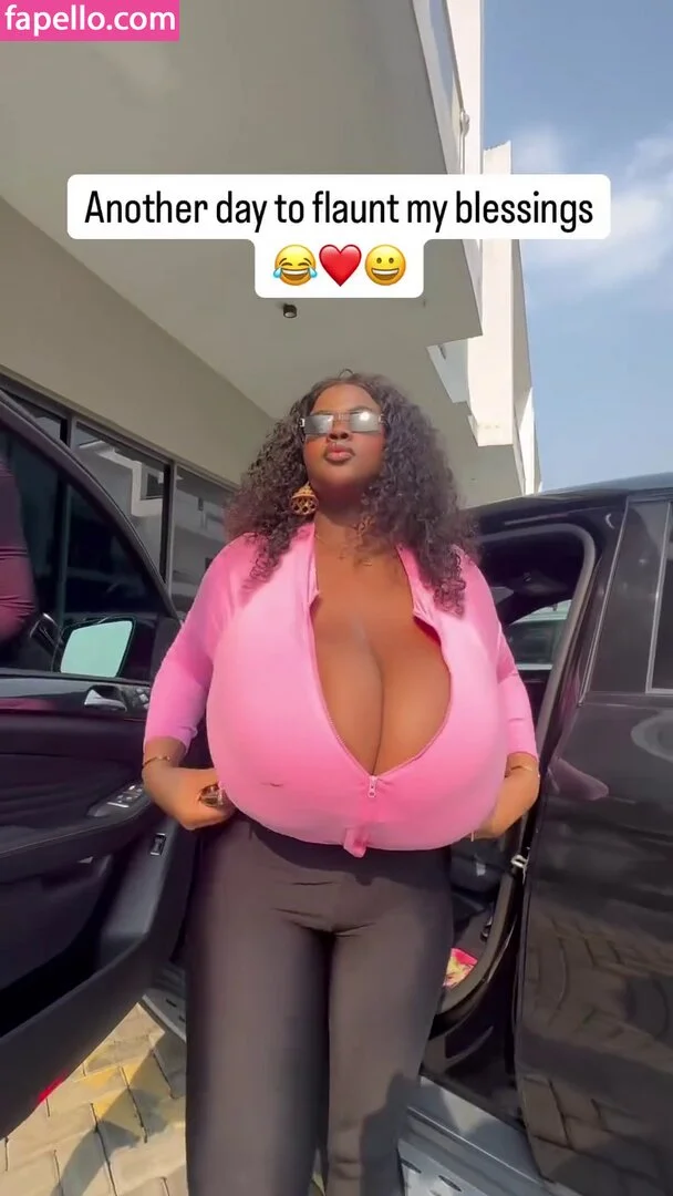 Chioma Lovv Onlyfans Photo Gallery 