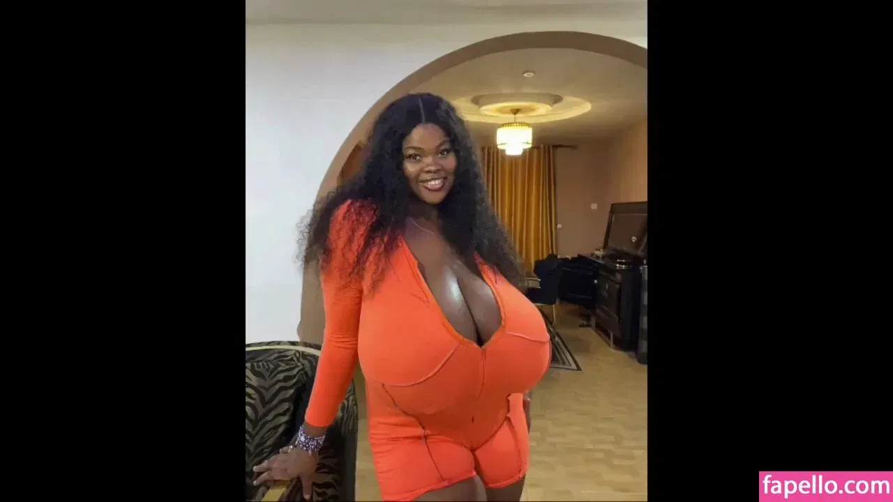 Chioma Lovv Onlyfans Photo Gallery 