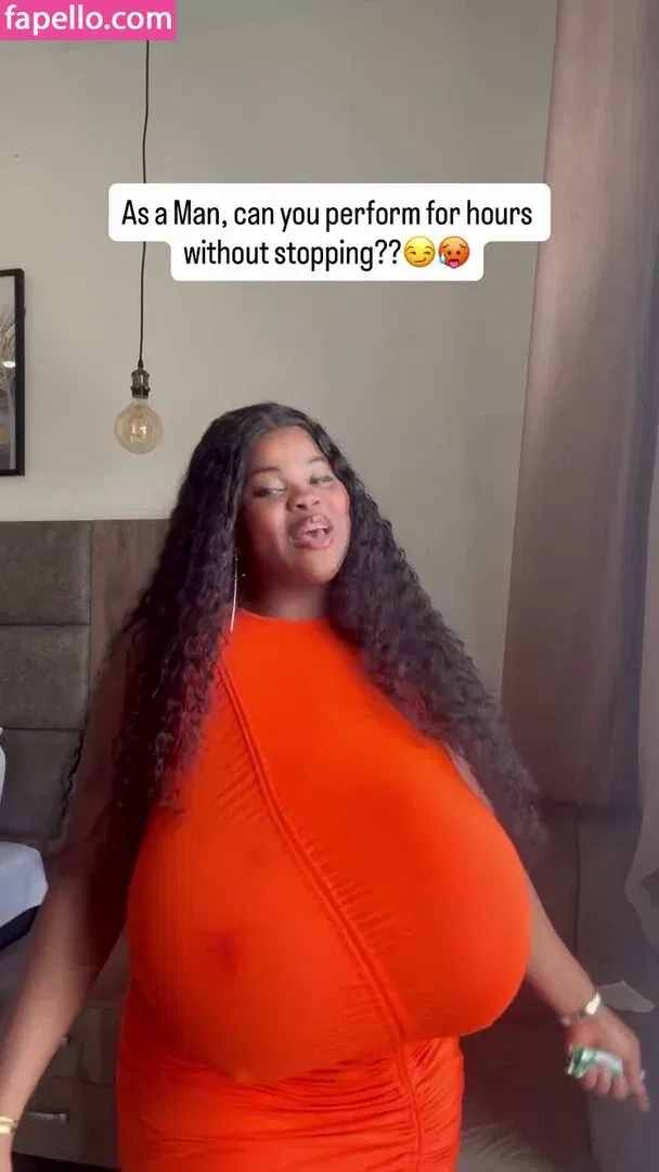 Chioma Lovv Onlyfans Photo Gallery 