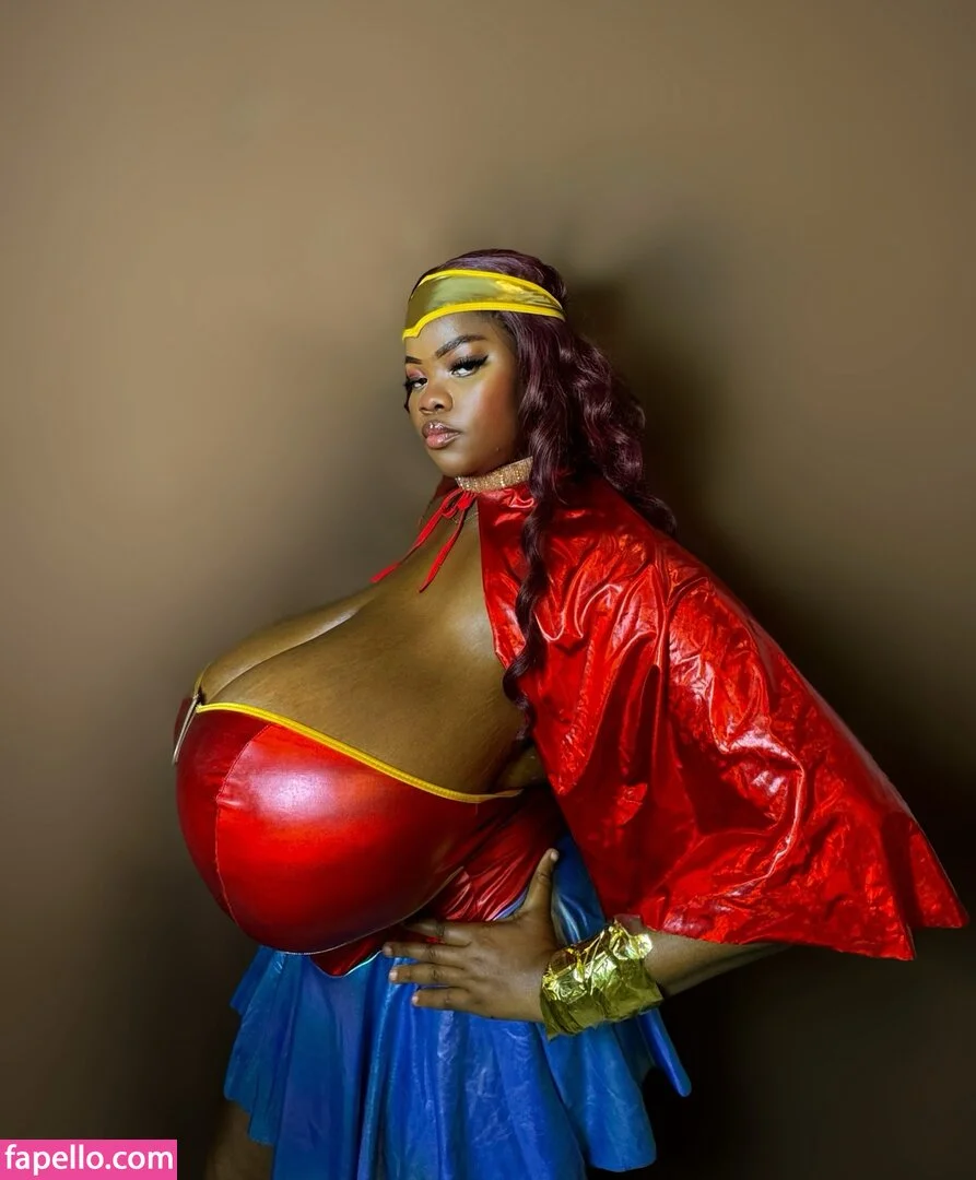 Chioma Lovv Onlyfans Photo Gallery 