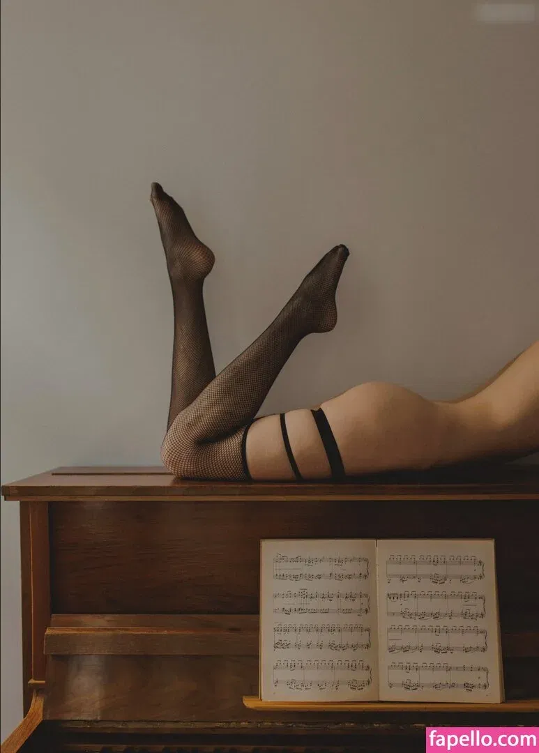 hareniks Onlyfans Photo Gallery 