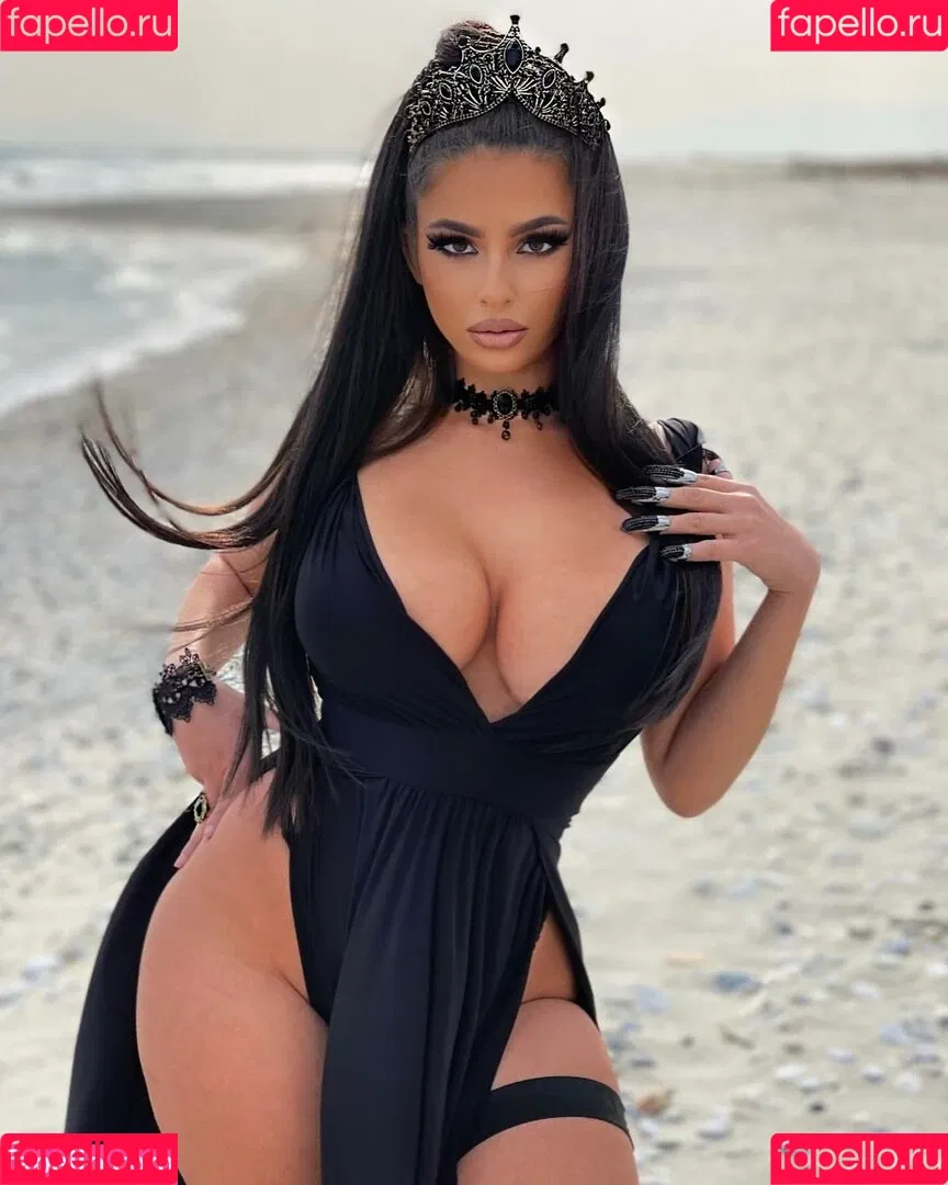 Eva Savagiou Onlyfans Photo Gallery 