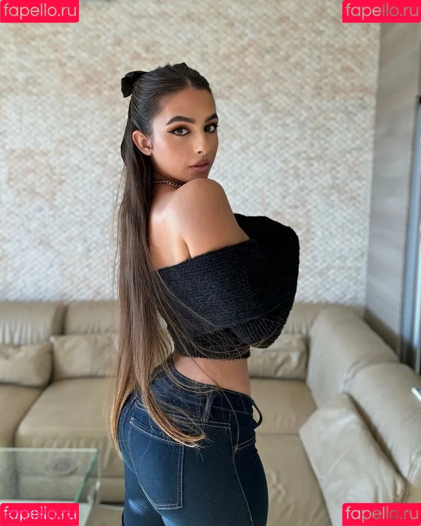 Eva Savagiou Onlyfans Photo Gallery 