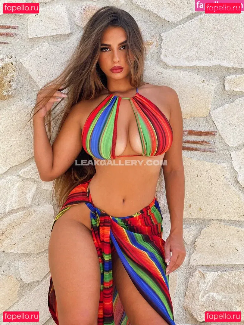 Eva Savagiou Onlyfans Photo Gallery 