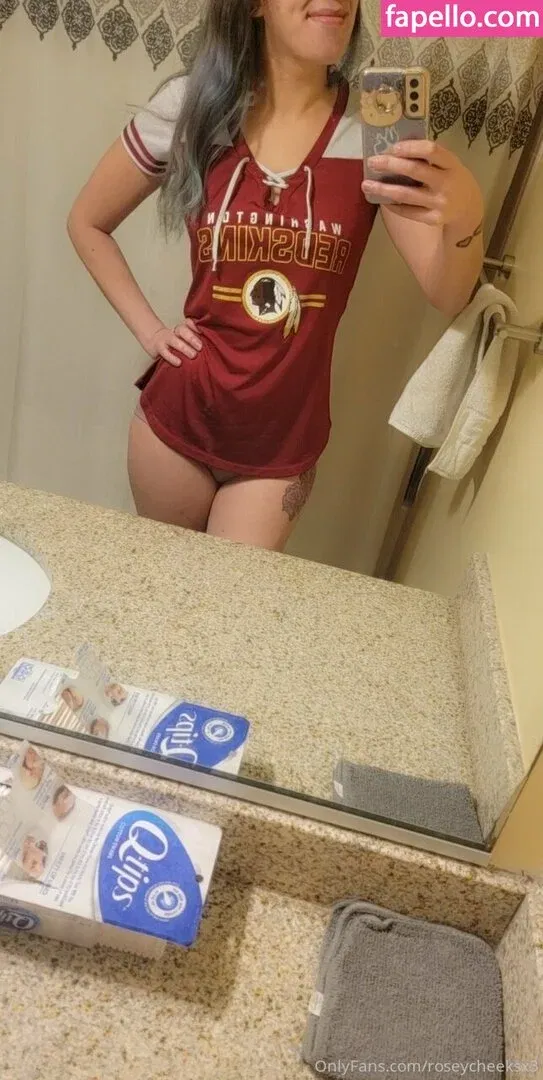 roseycheeksx3 Onlyfans Photo Gallery 
