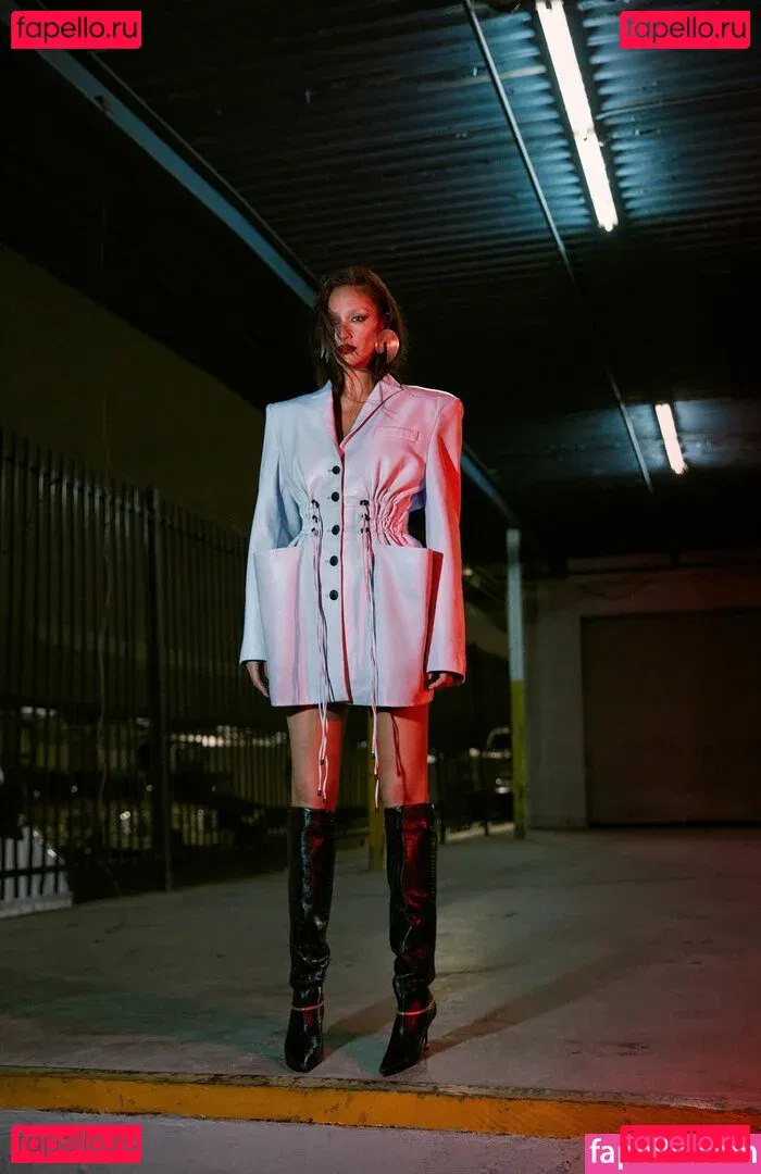 Shay Mitchell Onlyfans Photo Gallery 