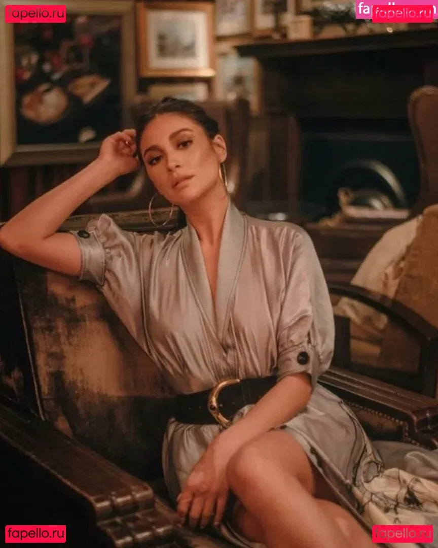 Shay Mitchell Onlyfans Photo Gallery 