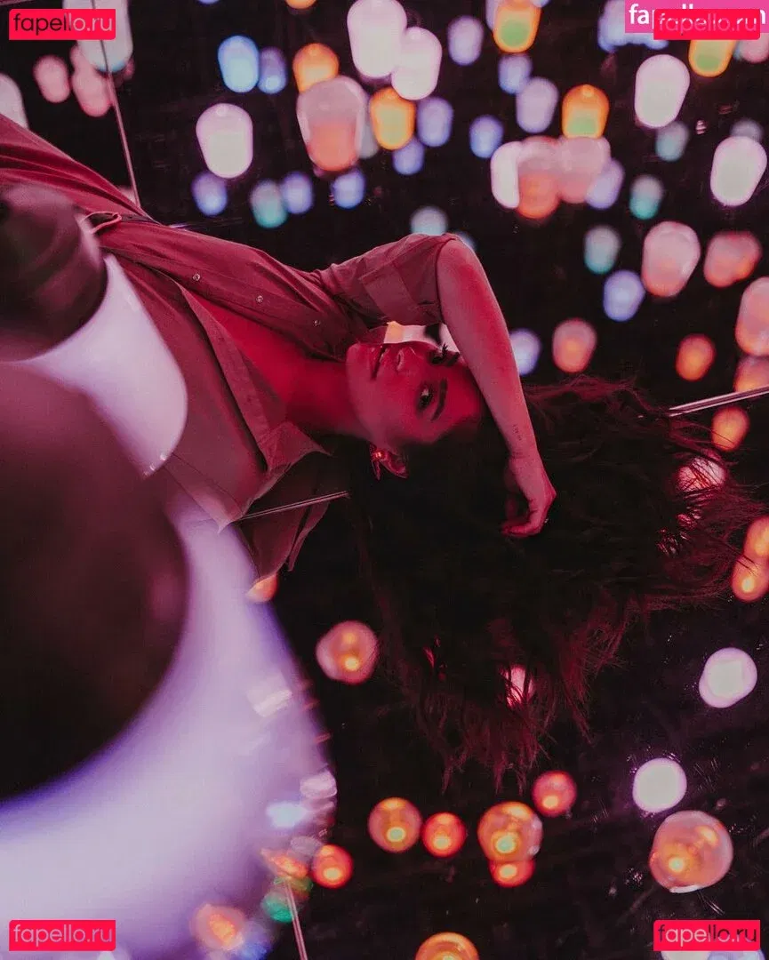 Shay Mitchell Onlyfans Photo Gallery 