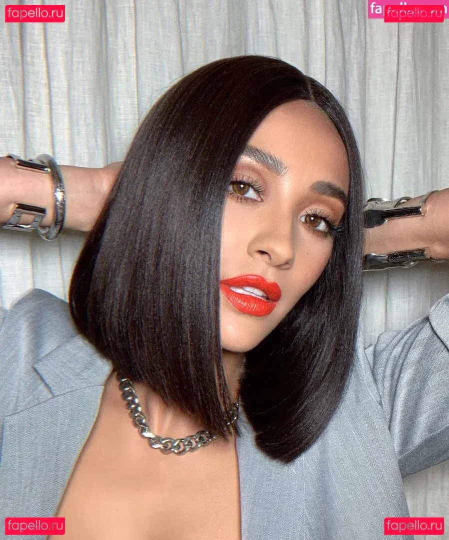 Shay Mitchell Onlyfans Photo Gallery 