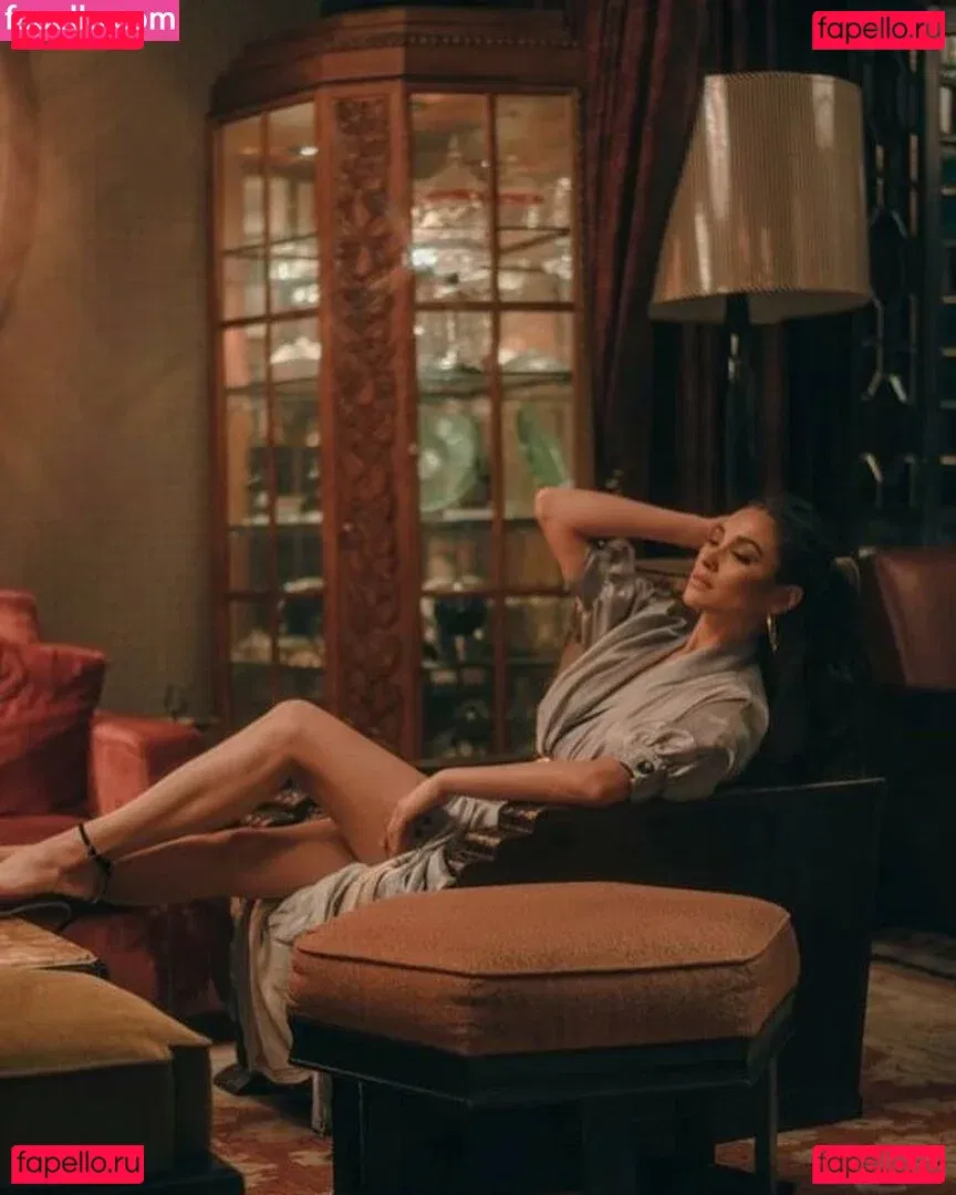 Shay Mitchell Onlyfans Photo Gallery 