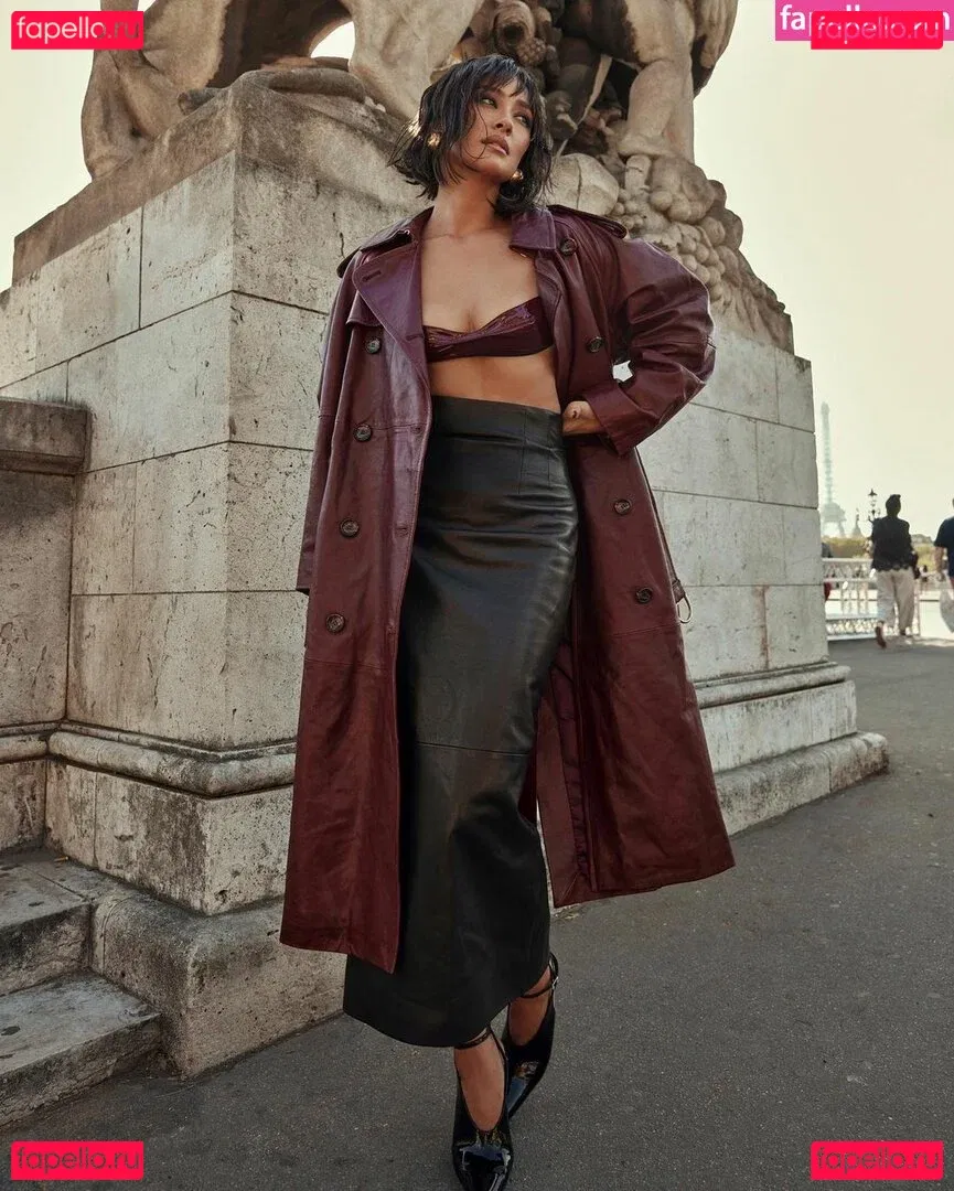 Shay Mitchell Onlyfans Photo Gallery 