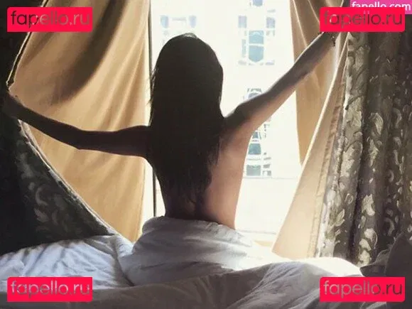 Shay Mitchell Onlyfans Photo Gallery 