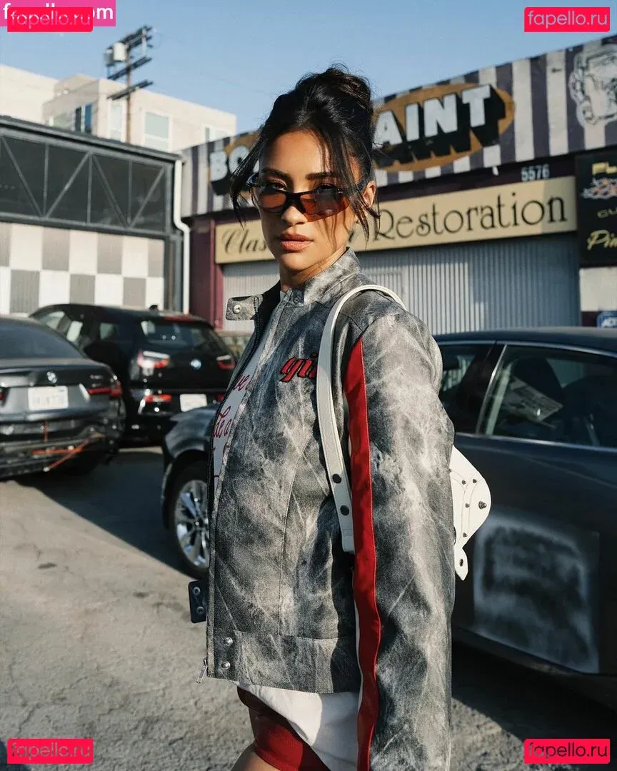 Shay Mitchell Onlyfans Photo Gallery 