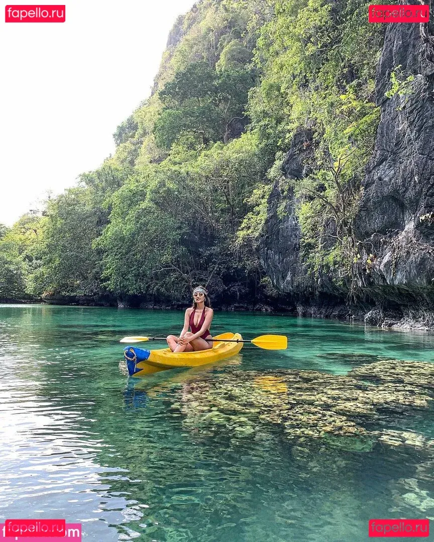 Shay Mitchell Onlyfans Photo Gallery 