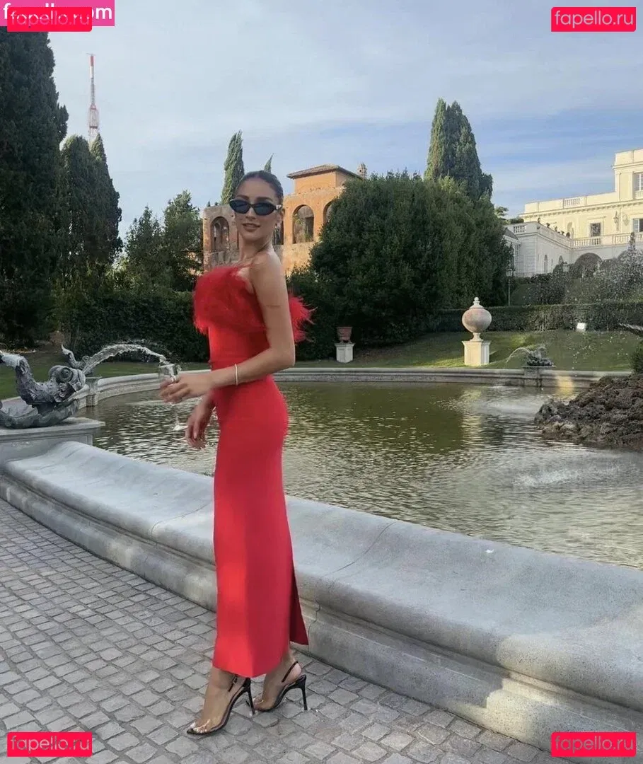 Shay Mitchell Onlyfans Photo Gallery 