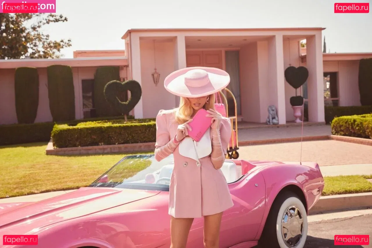 Shay Mitchell Onlyfans Photo Gallery 