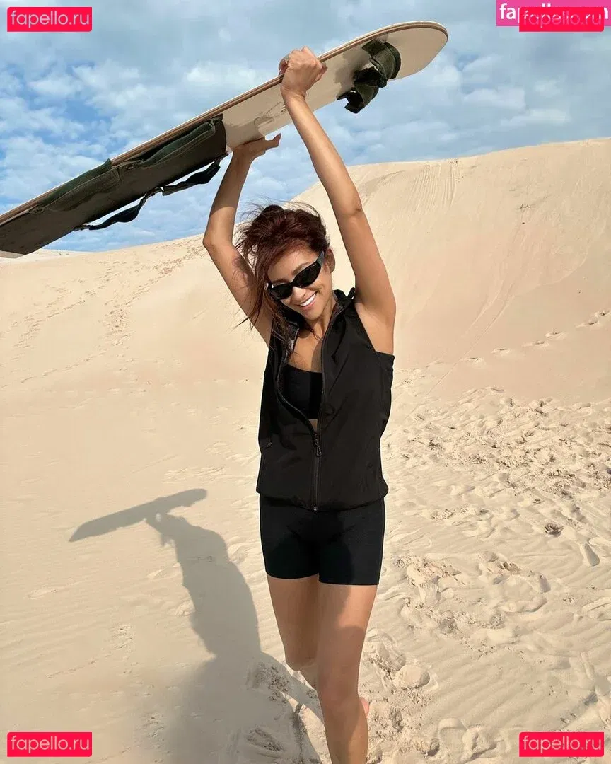 Shay Mitchell Onlyfans Photo Gallery 