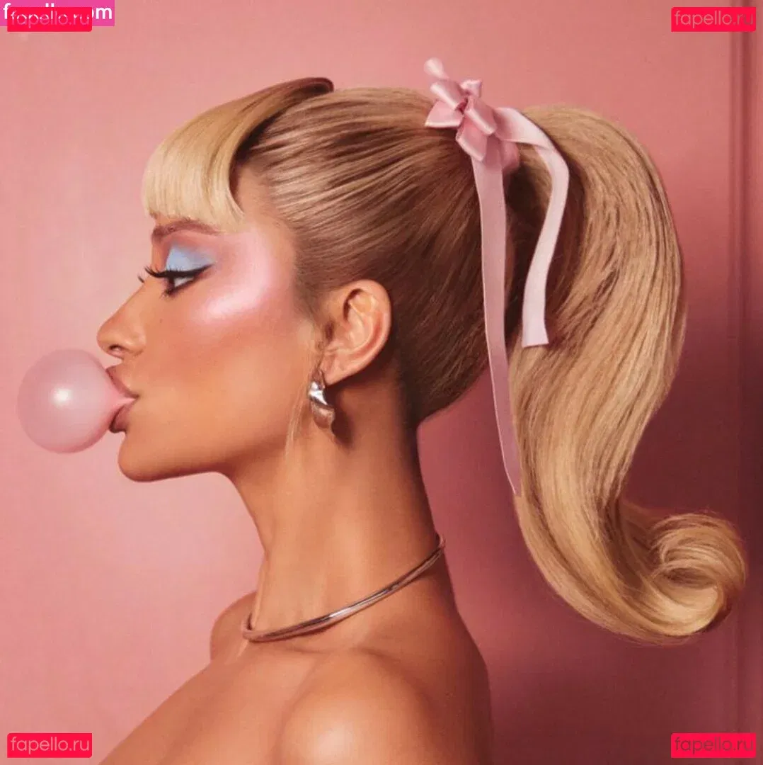 Shay Mitchell Onlyfans Photo Gallery 