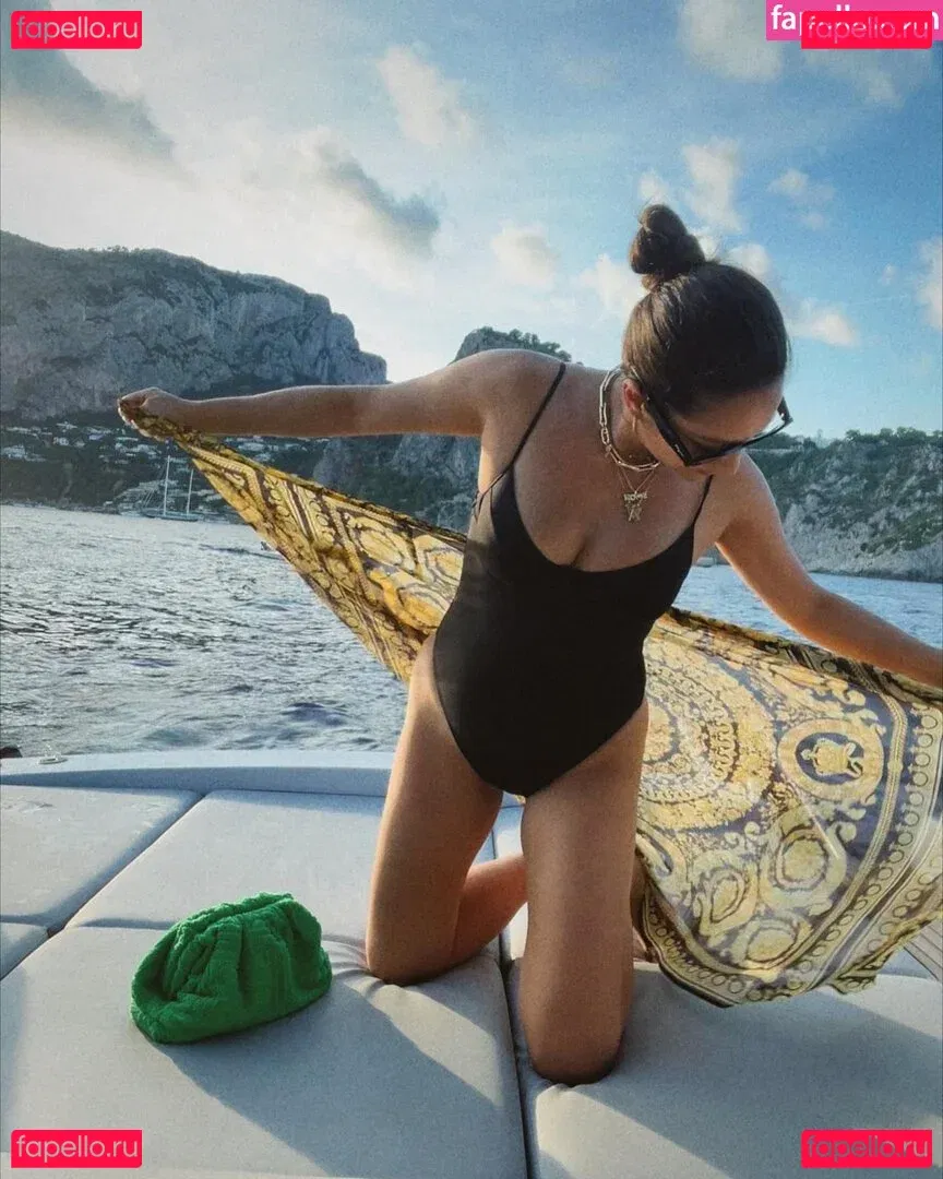 Shay Mitchell Onlyfans Photo Gallery 