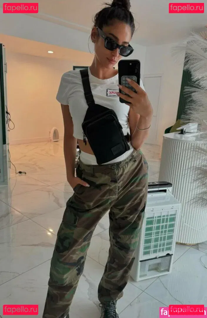 Shay Mitchell Onlyfans Photo Gallery 