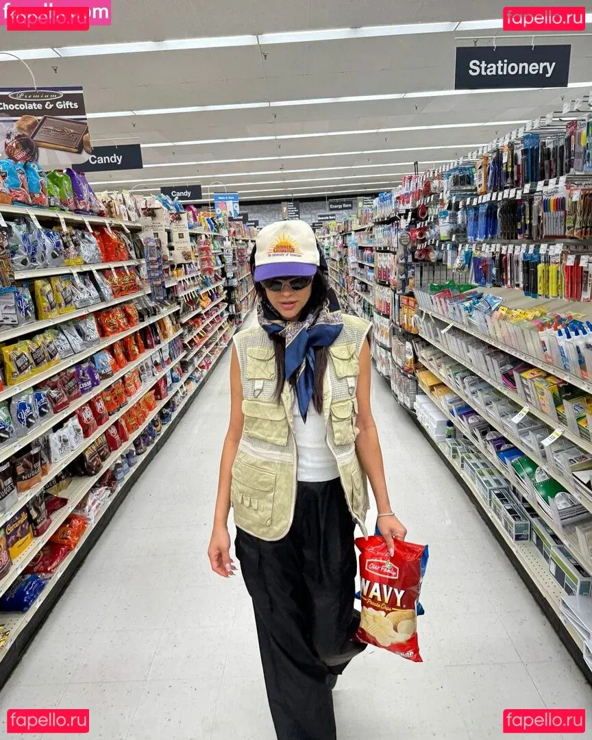 Shay Mitchell Onlyfans Photo Gallery 