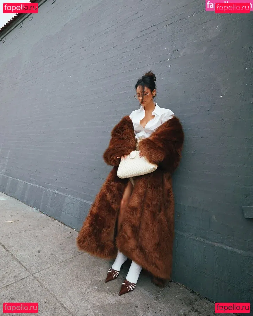 Shay Mitchell Onlyfans Photo Gallery 