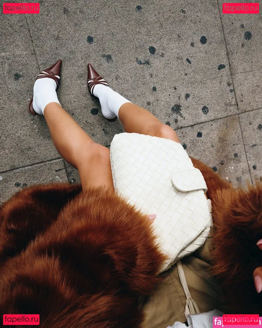 Shay Mitchell Onlyfans Photo Gallery 