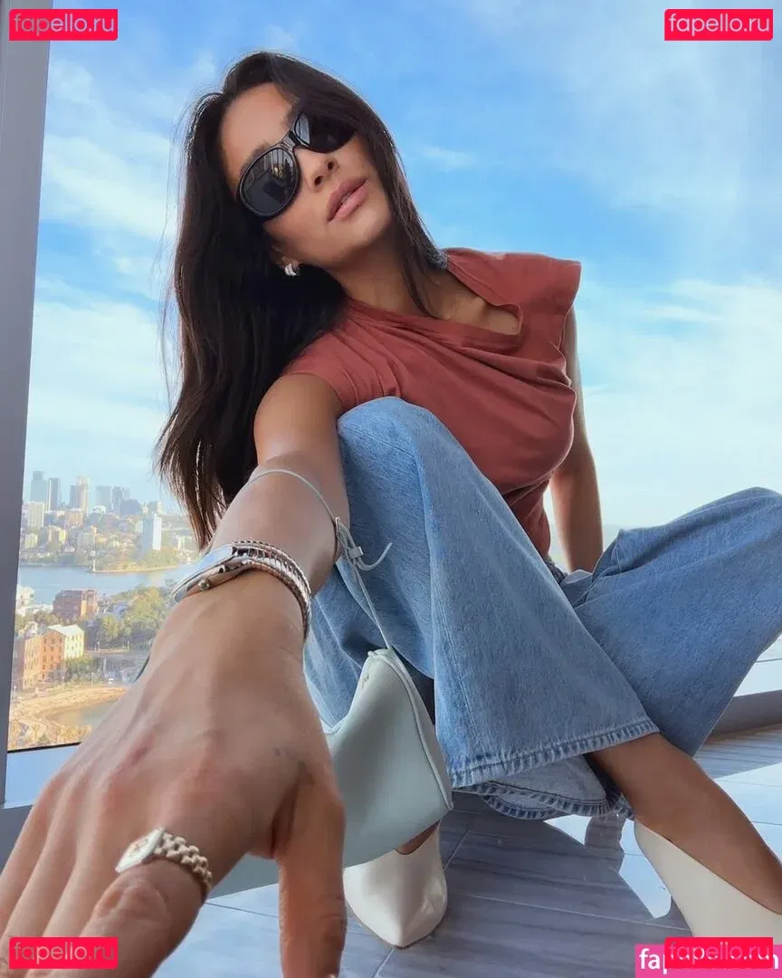 Shay Mitchell Onlyfans Photo Gallery 