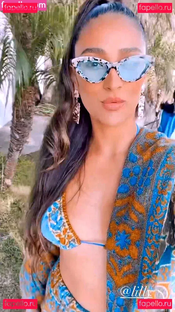 Shay Mitchell Onlyfans Photo Gallery 