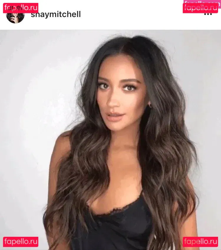 Shay Mitchell Onlyfans Photo Gallery 