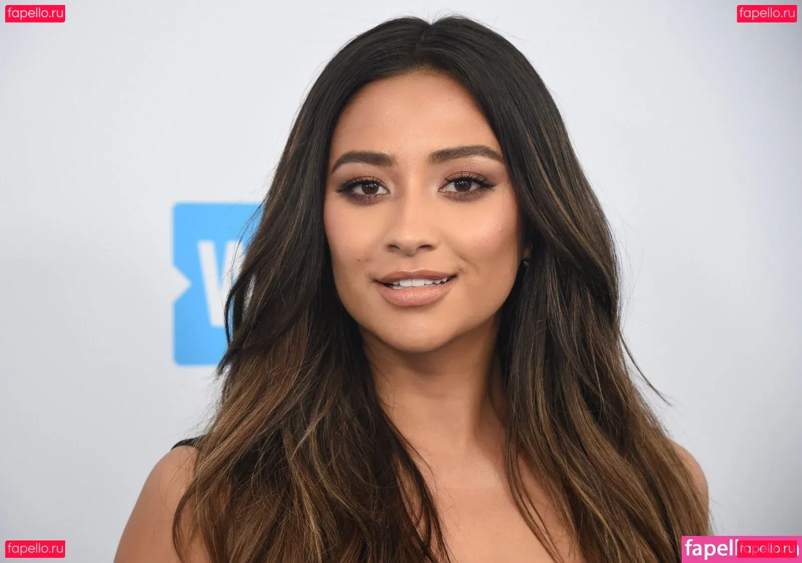 Shay Mitchell Onlyfans Photo Gallery 
