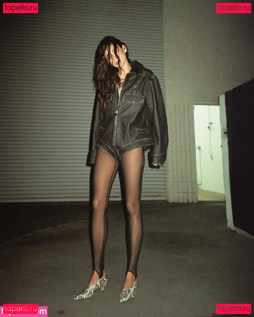 Shay Mitchell Onlyfans Photo Gallery 