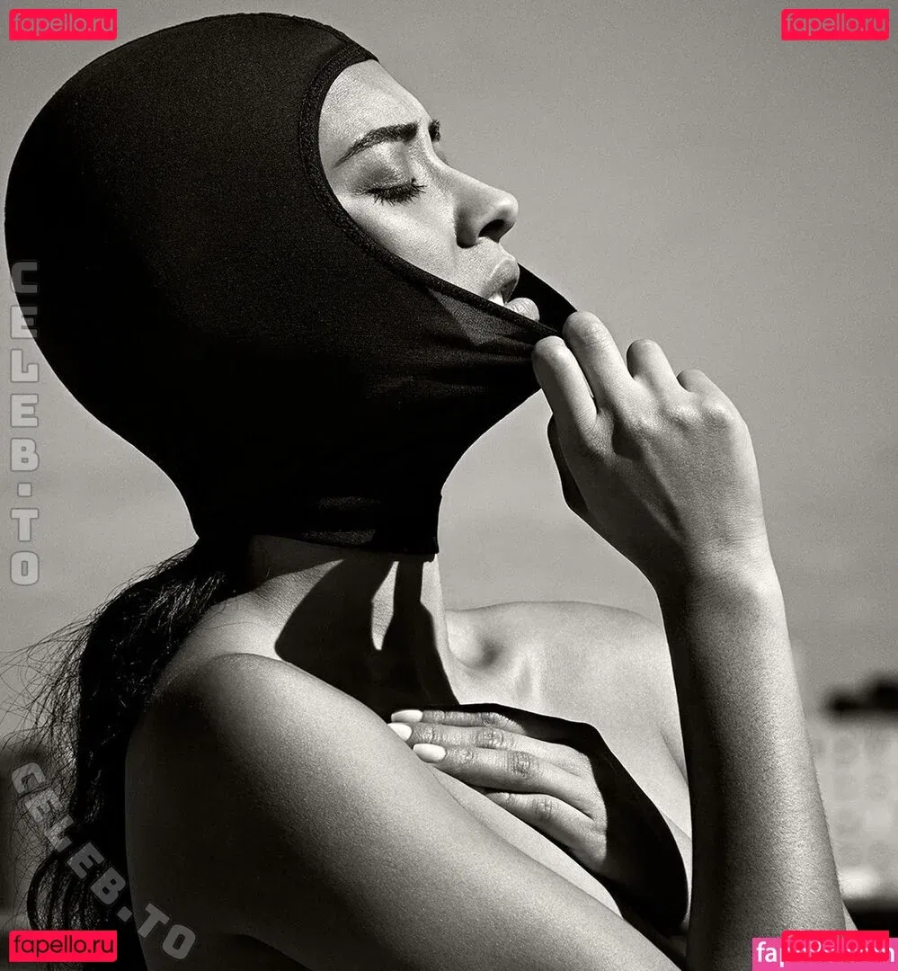 Shay Mitchell Onlyfans Photo Gallery 