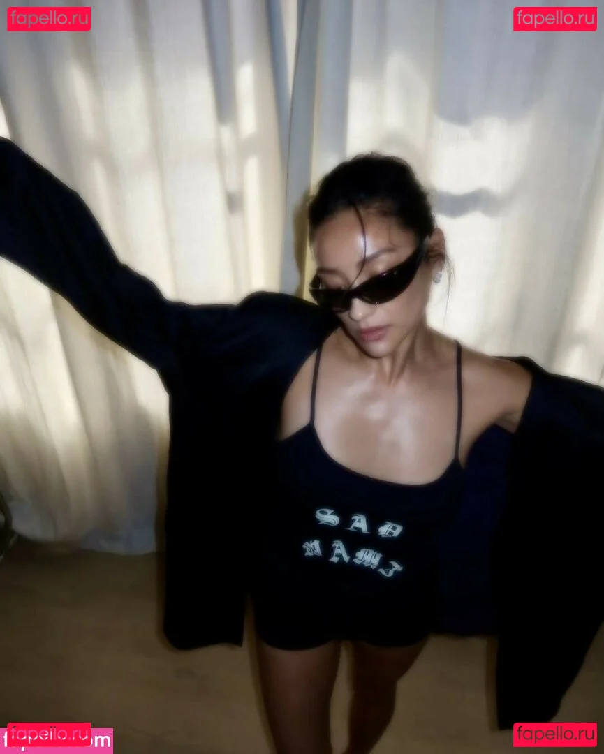 Shay Mitchell Onlyfans Photo Gallery 