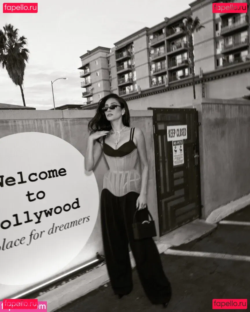 Shay Mitchell Onlyfans Photo Gallery 