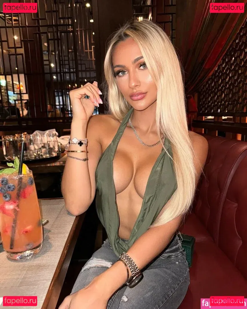 Gianna Wulff Onlyfans Photo Gallery 