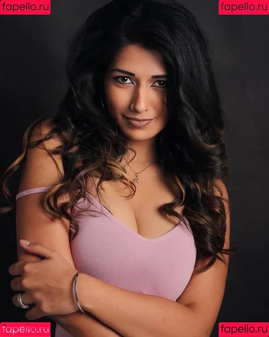 Rasha Kirmani Onlyfans Photo Gallery 