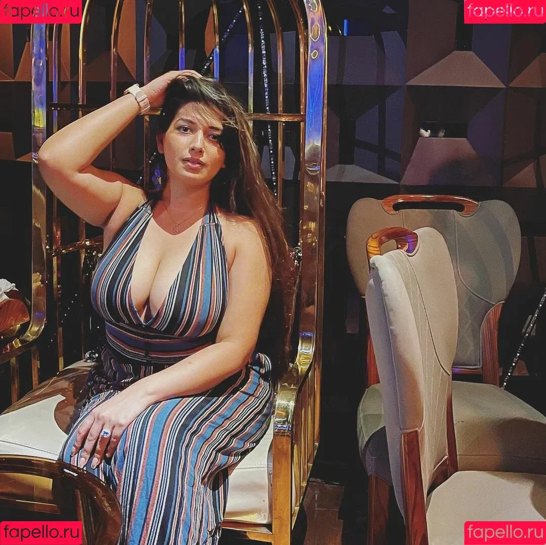 Rasha Kirmani Onlyfans Photo Gallery 