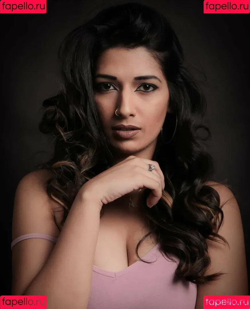 Rasha Kirmani Onlyfans Photo Gallery 