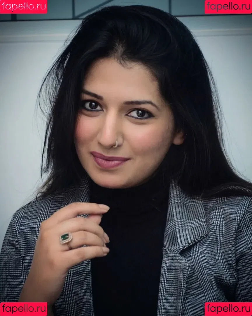 Rasha Kirmani Onlyfans Photo Gallery 