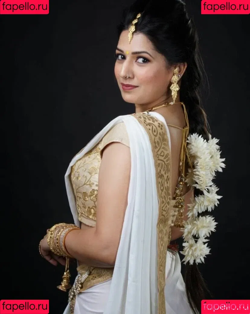 Rasha Kirmani Onlyfans Photo Gallery 