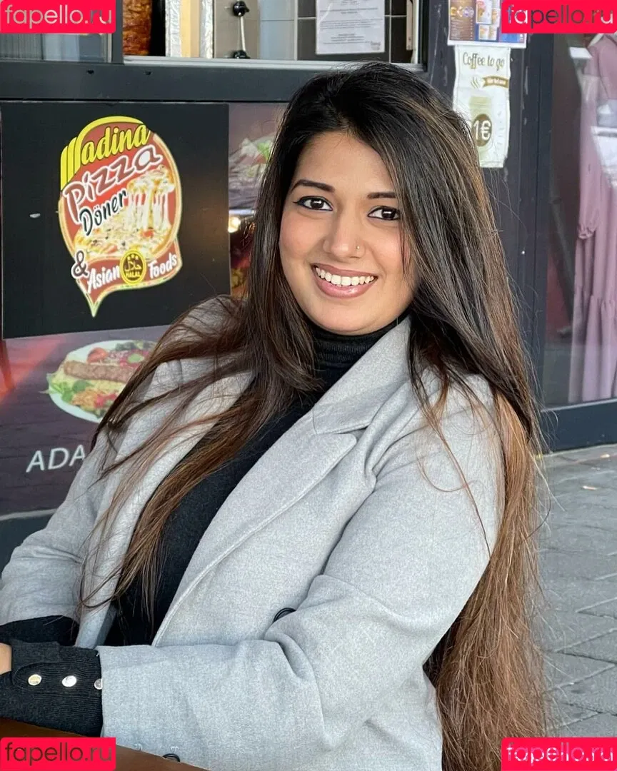 Rasha Kirmani Onlyfans Photo Gallery 