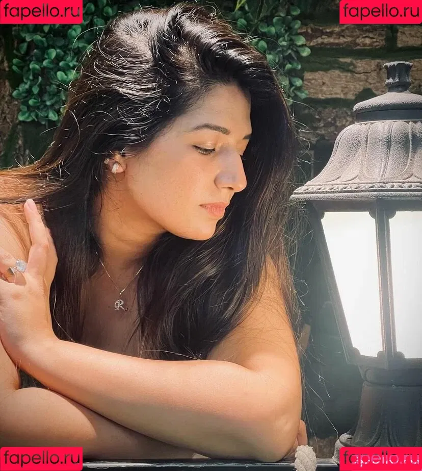 Rasha Kirmani Onlyfans Photo Gallery 