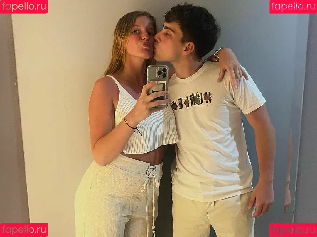 Catu Mercol Onlyfans Photo Gallery 