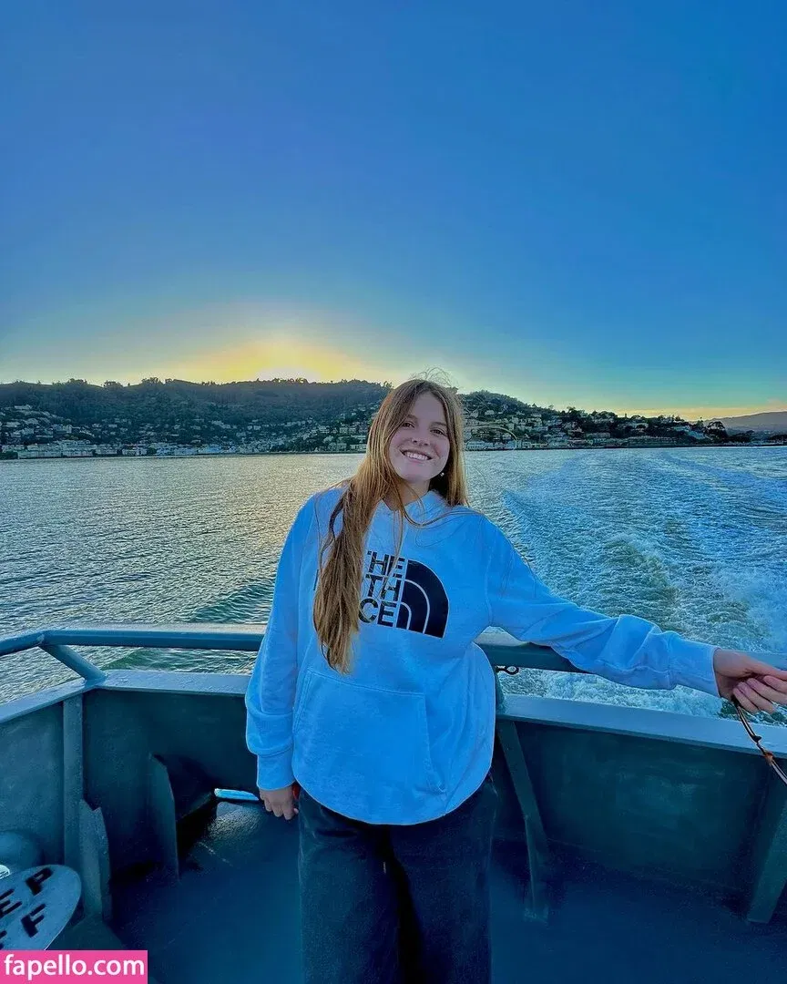 Catu Mercol Onlyfans Photo Gallery 