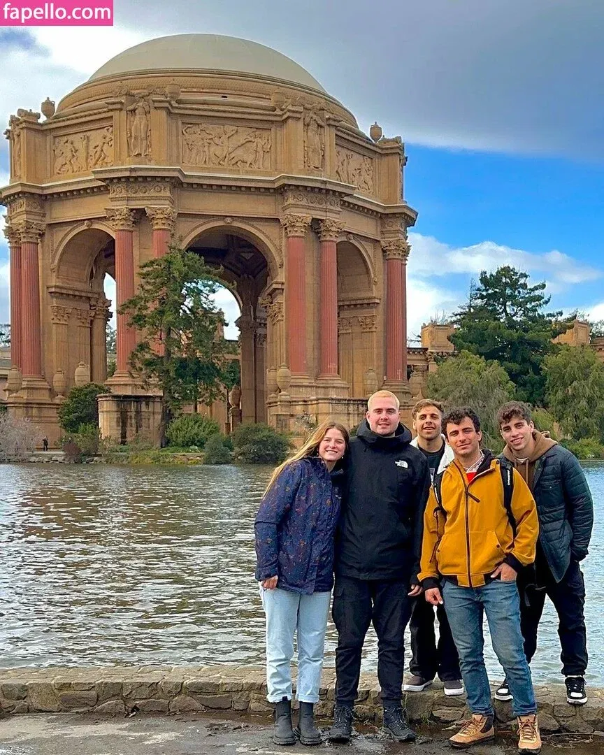 Catu Mercol Onlyfans Photo Gallery 