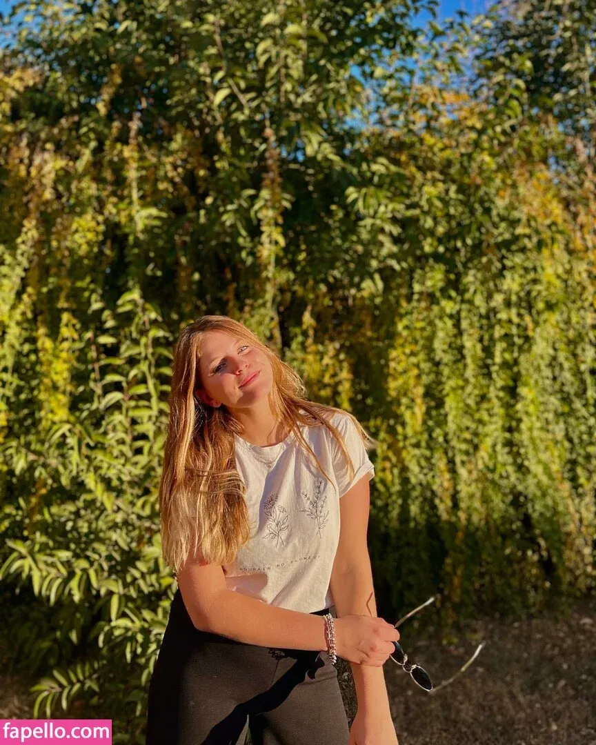 Catu Mercol Onlyfans Photo Gallery 