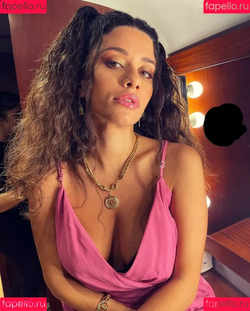 Cynthia Stephane Khalifeh Onlyfans Photo Gallery 