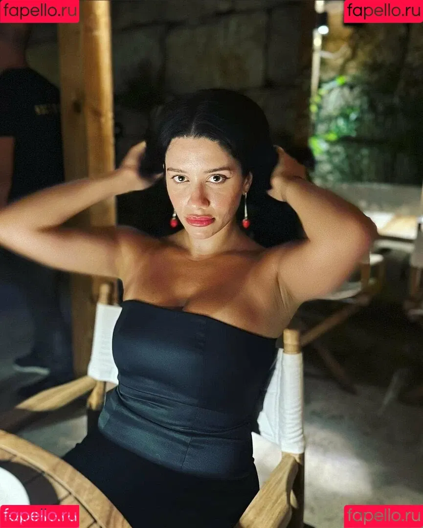 Cynthia Stephane Khalifeh Onlyfans Photo Gallery 