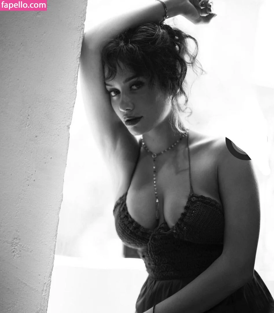 Cynthia Stephane Khalifeh Onlyfans Photo Gallery 